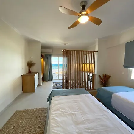 Apartment Beachfront 2-bed Luxury - Agios Gordios Corfu Greece